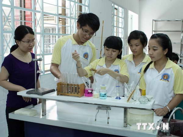 Học sinh Việt Nam thi sáng tạo khoa học kỹ thuật quốc tế