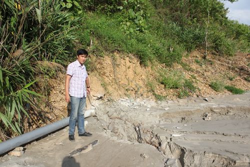 Công ty CP Tập đoàn Khoáng sản Á Cường đầu độc sông Cẩm Đàn