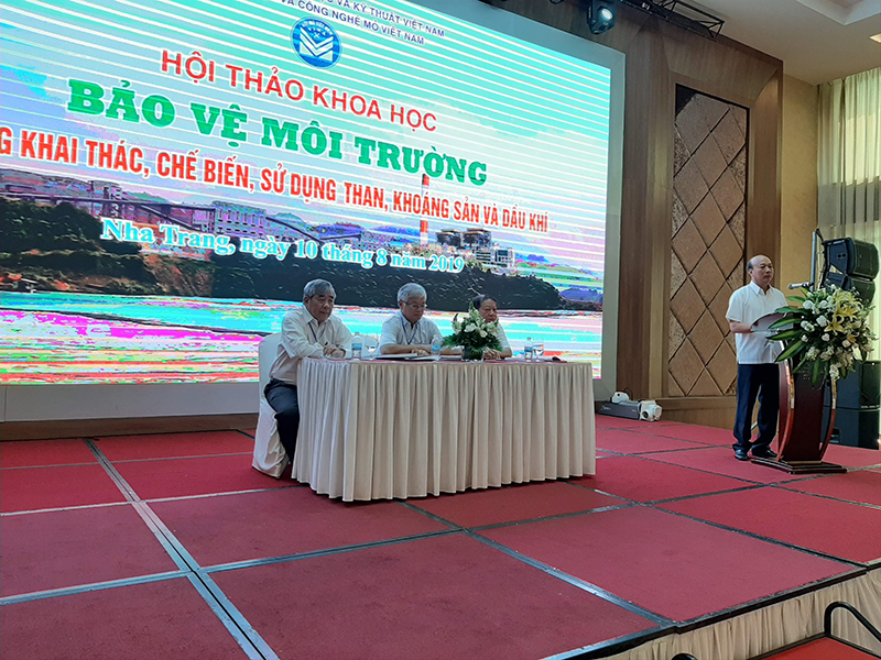 Hội Tuyển khoáng Việt Nam tham dự Hội thảo khoa học “ Bảo vệ môi trường trong khai thác,  chế biến, sử dụng than, khoáng sản và dầu khí” 